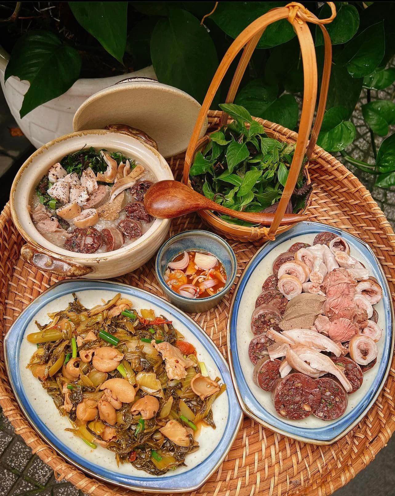 Tối nay chưa biết ăn gì, tham khảo ngay 30 mâm cơm nhà ngon miệng đẹp mắt - 13