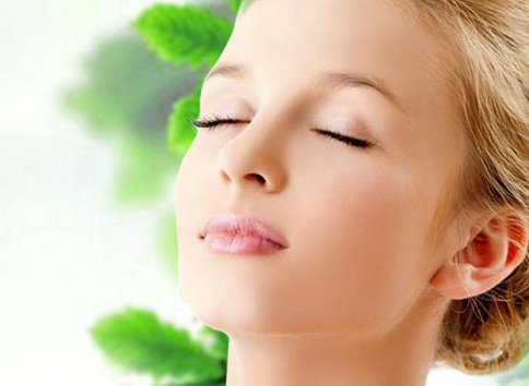 Bí quyết chăm sóc da mùa xuân - Ảnh 2.